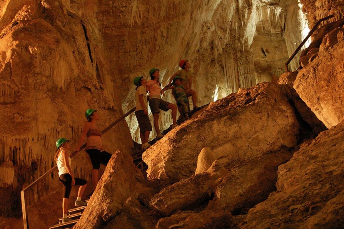 Grutas de São Miguel - Agência Galeria Artes - Bonito/MS